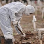 Brasil chega a 100 mil mortes pela Covid-19: entenda as razões